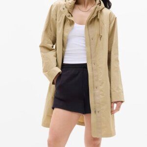 Brand New Women’s Athleta Everywhere Anorak Size Small!